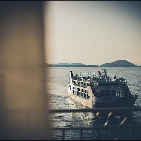 Aktaion Hotel İgumeniça Dış mekan fotoğraf