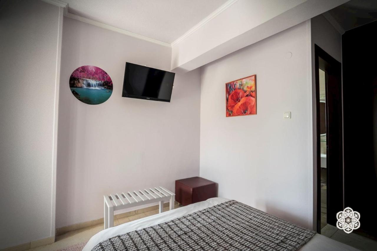 Aktaion Hotel İgumeniça Dış mekan fotoğraf