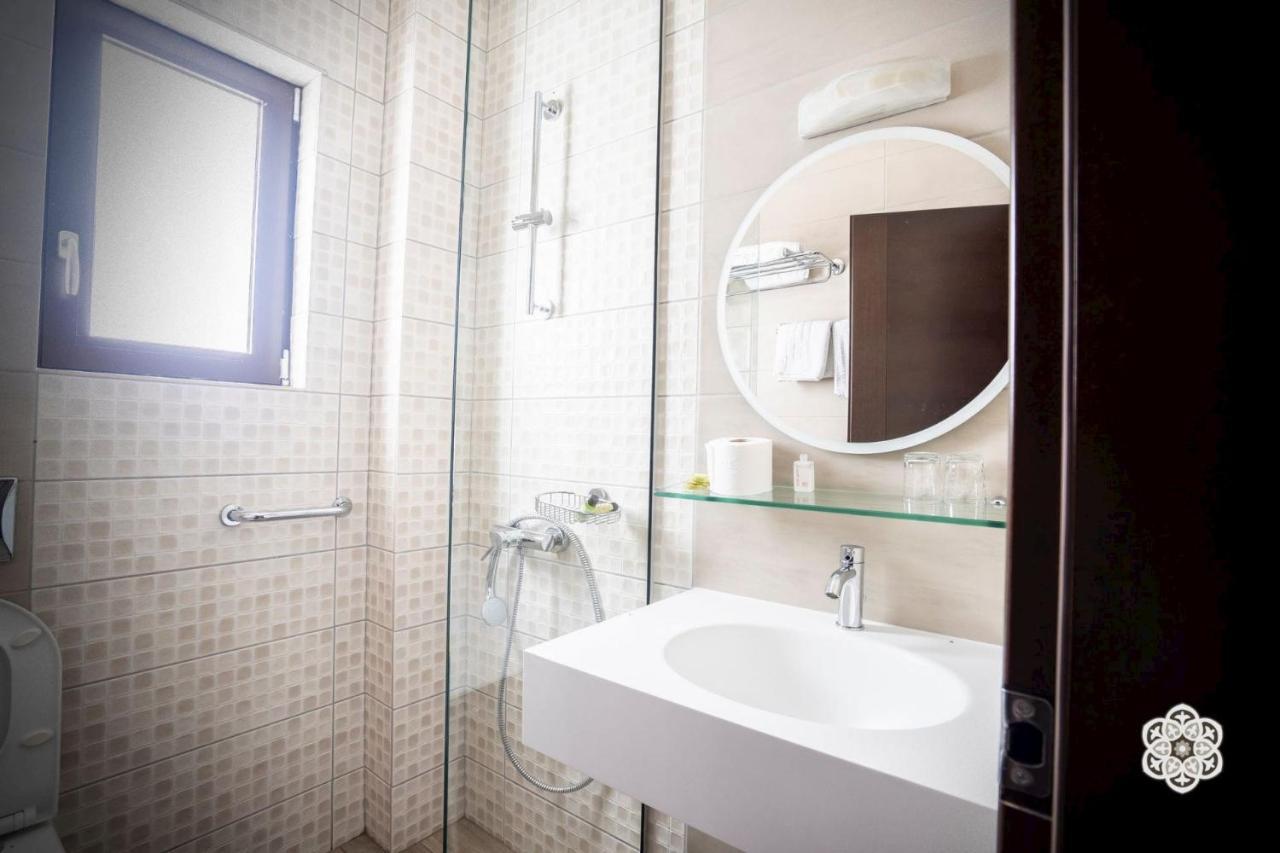 Aktaion Hotel İgumeniça Dış mekan fotoğraf