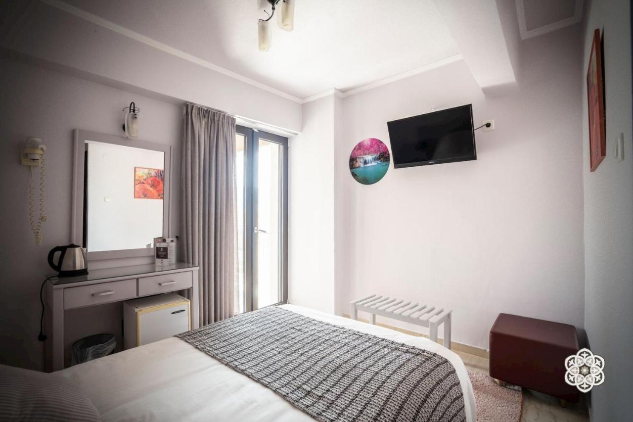 Aktaion Hotel İgumeniça Dış mekan fotoğraf