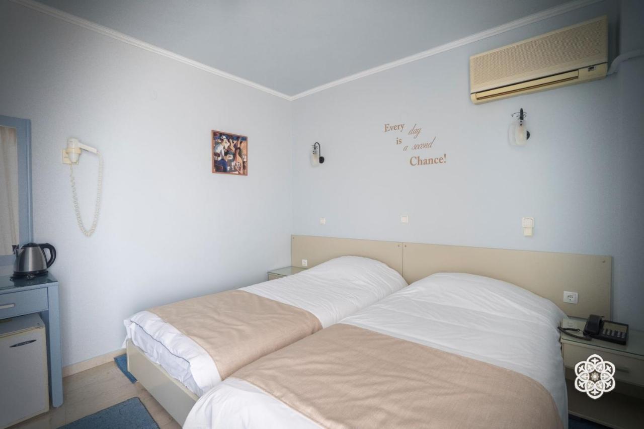 Aktaion Hotel İgumeniça Dış mekan fotoğraf